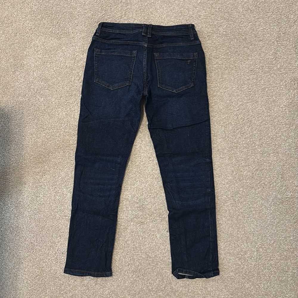 The Perfect Jean - Picture 5 of 6
